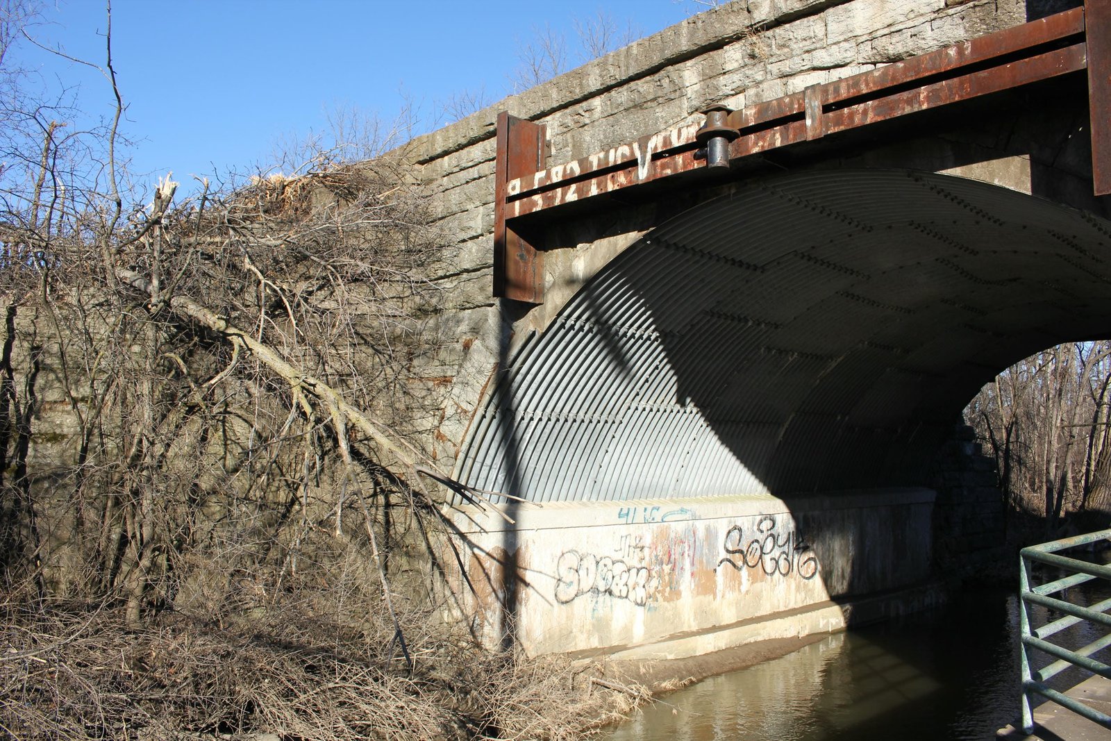 North abutment